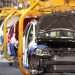 Ajuste en automotrices: Peugeot y Toyota recortan producción y crece el fantasma de despidos
