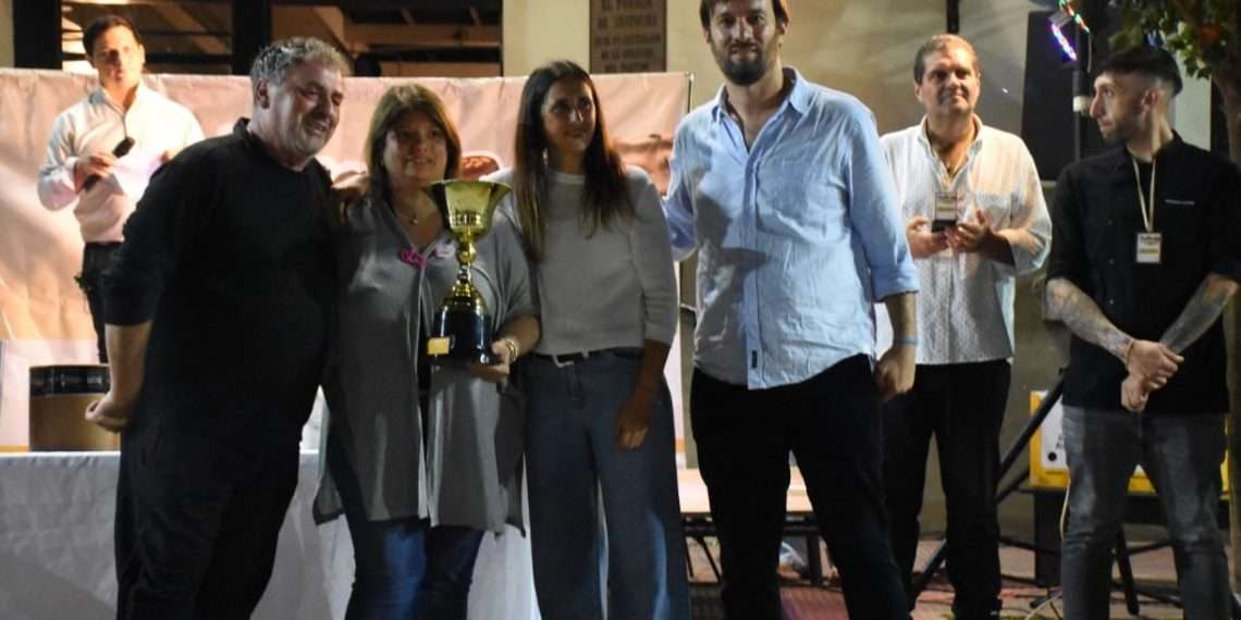 El Festival del Alfajor tuvo una gran primera jornada y sigue este domingo
