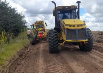 Intensos trabajos de mantenimiento y mejora de los caminos rurales