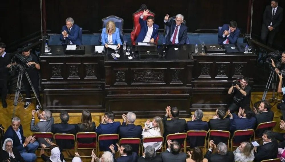 Kicillof abre el año legislativo con la mira puesta en Milei