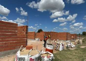 El sueño sigue adelante: avanza la construcción de 10 viviendas