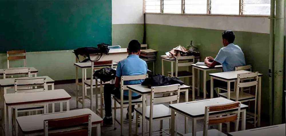 Ausentismo récord en secundaria: más del 50% de los alumnos falta al menos 15 días por año