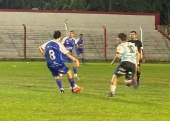Juventud volvió a ganar y hubo un debut histórico