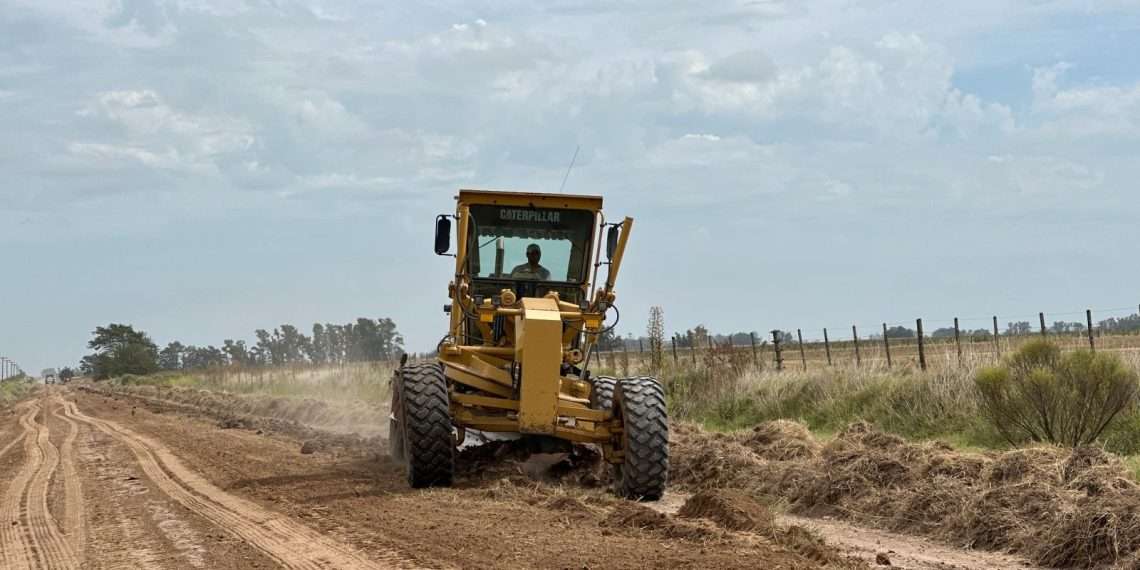 Municipio encara fuertes trabajos en caminos rurales