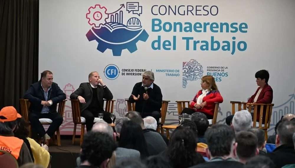 Kicillof reunió al sindicalismo bonaerense y apuntó contra Milei por el “industricidio” y los despidos masivos